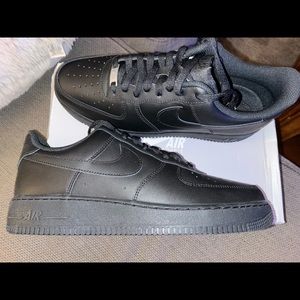 Men’s Nike Air Force 1 ‘07 Black